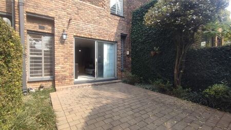 2 Bedroom townhouse - sectional to rent in Morningside, Sandton