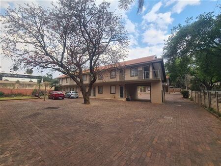 0.5 Bedroom Flat in Capital Park