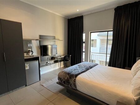 Studio Apartment in Morningside