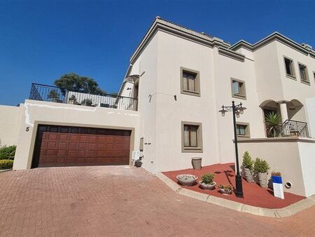 2 Bedroom Apartment in Hyde Park