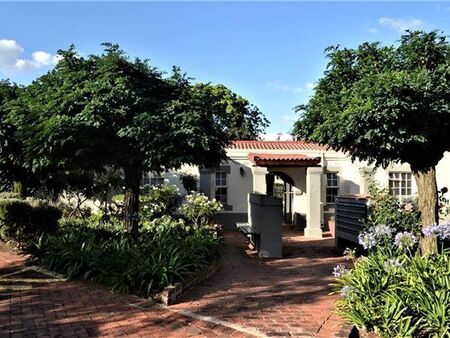 2 Bedroom Apartment in Bryanston