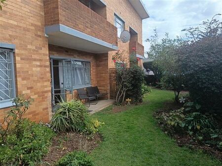 2 Bedroom Apartment in Linden