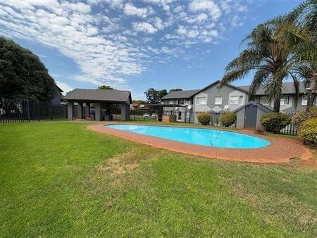 2 Bedroom Townhouse in Ridgeway
