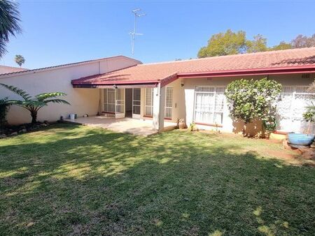 3 Bedroom Townhouse in Bruma