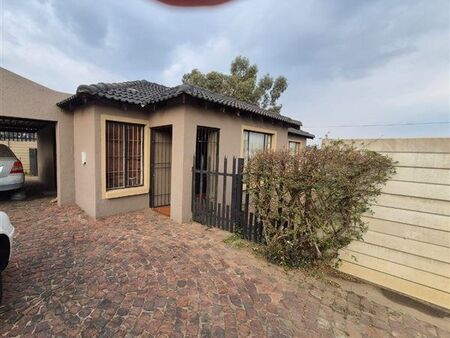 3 Bedroom House in Strubenvale