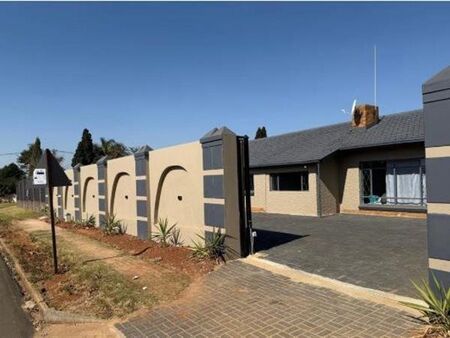 2 Bedroom Apartment in Birchleigh