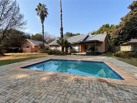 4 Bedroom House in Glen Marais