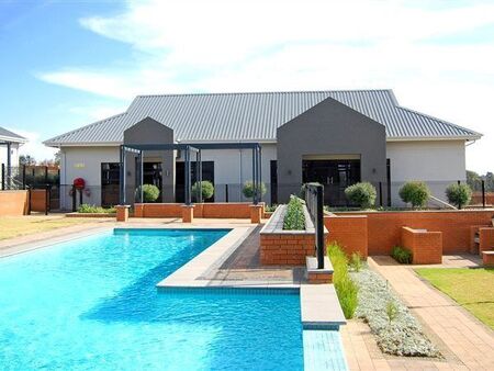 1 Bedroom Apartment in Modderfontein