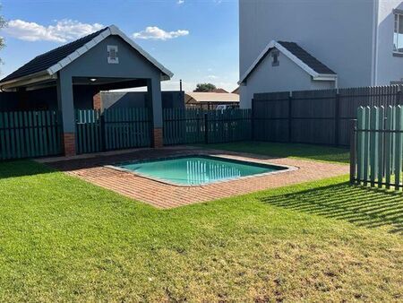 2 Bedroom Apartment in Brentwood