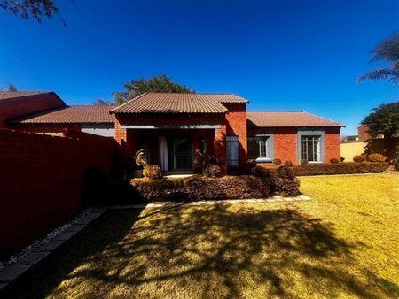 3 Bedroom Townhouse in Monavoni