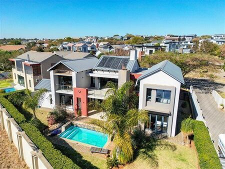 4 Bedroom House in Copperleaf