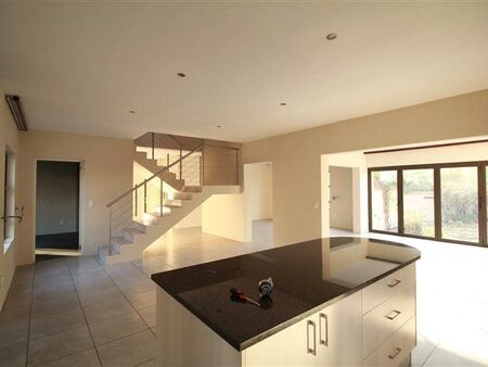 4 Bedroom House in Blue Valley Golf Estate