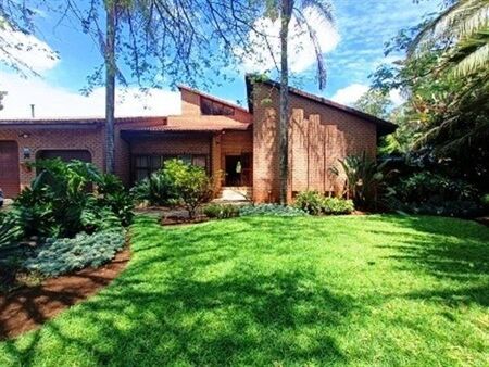 4 Bedroom House in Eldoraigne