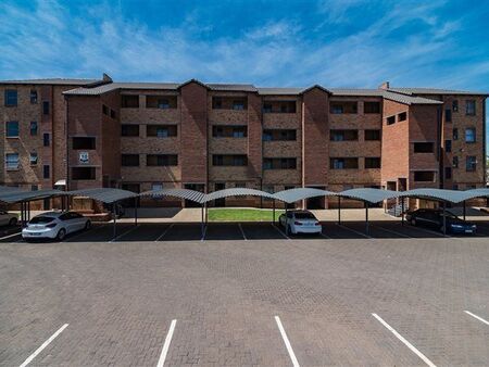 2 Bedroom Apartment in Heuweloord