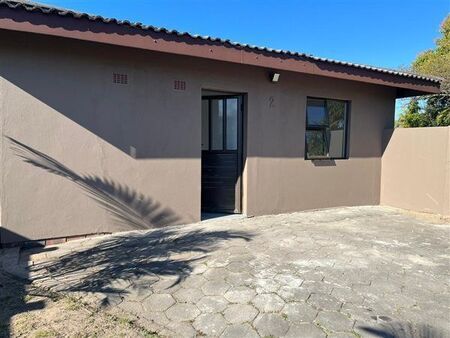 2 Bedroom Flat in Birdswood