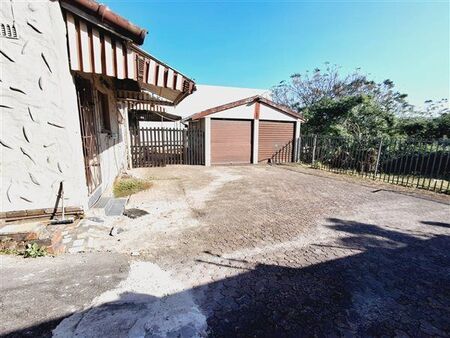 Bachelor apartment in Avoca