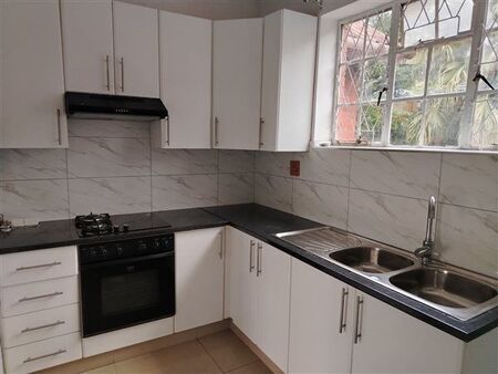 2.5 Bedroom Apartment in Glenwood