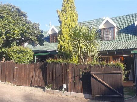 2 Bedroom Townhouse in Weltevreden Park