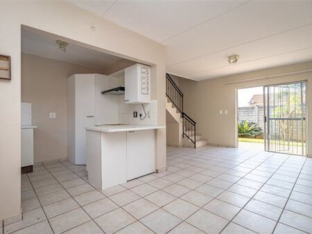 3 Bedroom Apartment in Wilgeheuwel