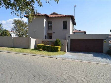 3 Bedroom Cluster in Muldersdrift