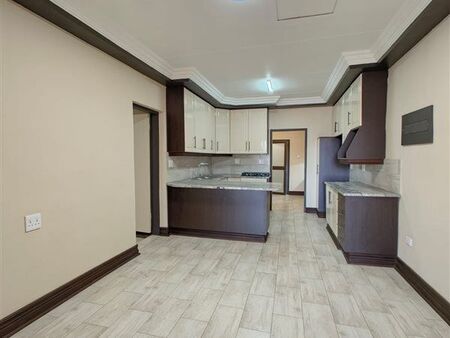 2 Bedroom Apartment in Menlo Park