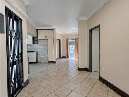 3 Bedroom Apartment in Menlo Park