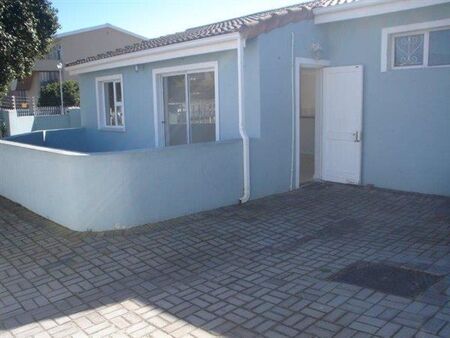 1 Bedroom House in Saldanha