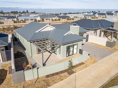 3 Bedroom House in Glenwood