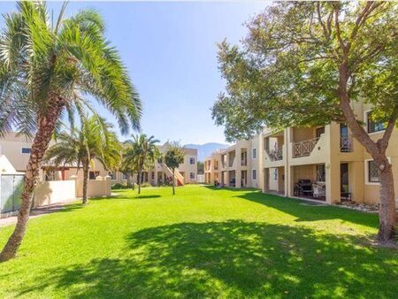 1 Bedroom Flat in Kenilworth