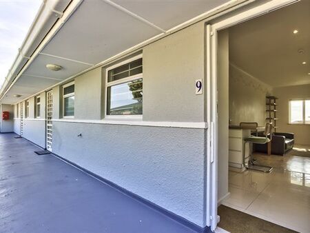 1 Bedroom Apartment in Vredehoek