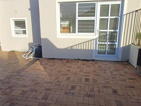 1 Bedroom Flat in Plumstead