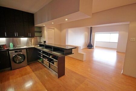 2 Bedroom apartment to rent in Sea Point, Cape Town