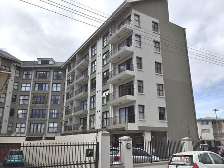 1 Bedroom apartment to rent in Rondebosch, Cape Town