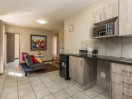 2 Bedroom Apartment in Zwartkop