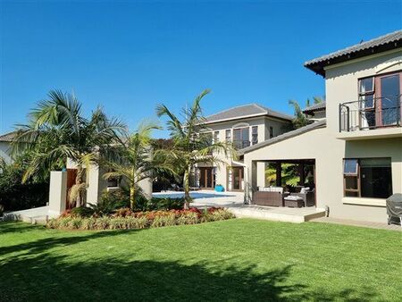 5 Bedroom House in Midlands Estate