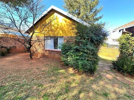 1 Bedroom Apartment in Zwartkop