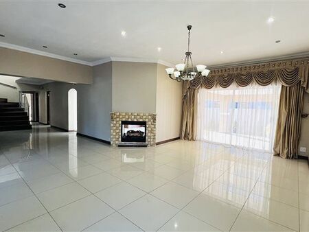 4 Bedroom House in Midfield Estate