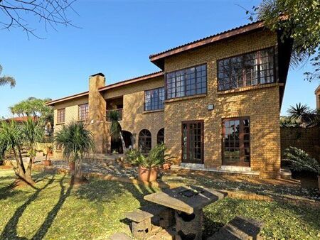 4 Bedroom House in Centurion Golf Estate