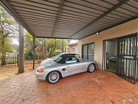 1 Bedroom Apartment in Lyttelton Manor