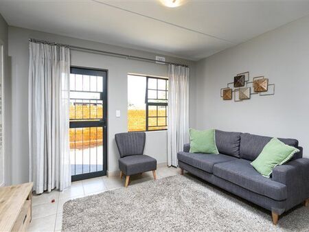 2 Bedroom Apartment in Die Hoewes