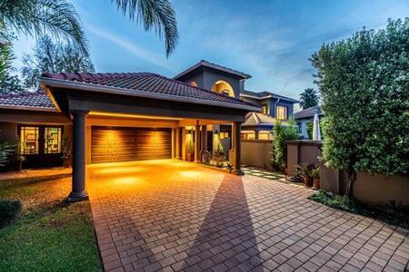 4 Bedroom House in Midstream Estate