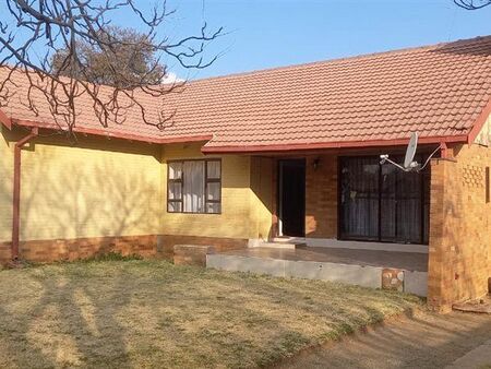 3 Bedroom House in Bedelia