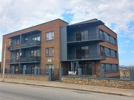 2 Bedroom Apartment in Uitenhage Central