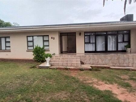 3 Bedroom House in Vanes Estate