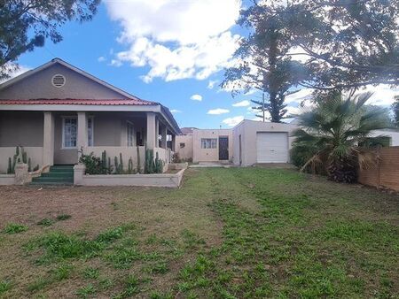 2 Bedroom House in St Georges Strand