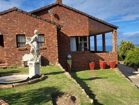 3 Bedroom House in Blue Horizon Bay