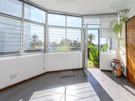 2 Bedroom Flat in Humewood