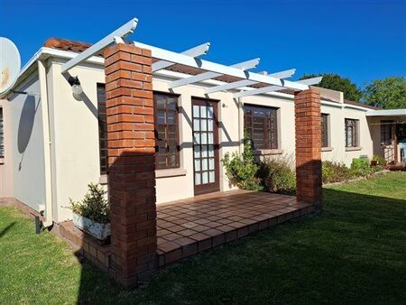 2 Bedroom House in Lorraine