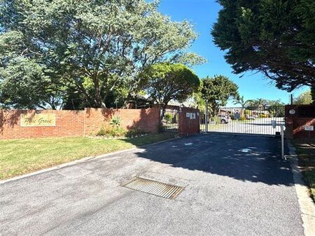 2 Bedroom Townhouse in Lorraine