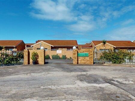 3 Bedroom Townhouse in South End
